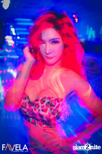 Saturday Night at Favela Thonglor — photo 10