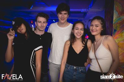 Saturday Night at Favela Thonglor — photo 11