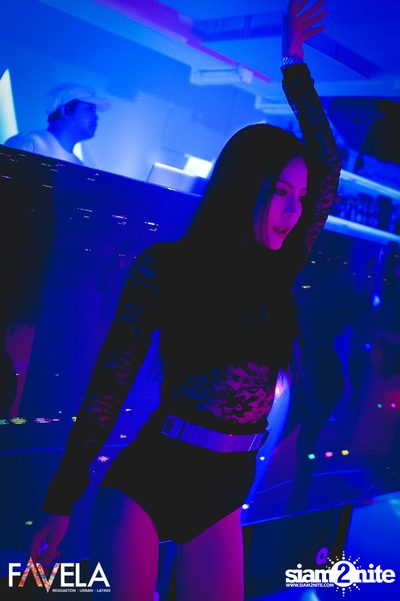 Saturday Night at Favela Thonglor — photo 12