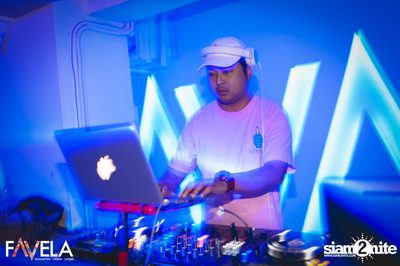 Saturday Night at Favela Thonglor — photo 30