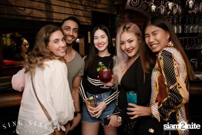 BLING IT กับ Bangkok Invaders ที่ ซิง ซิง เธียเตอร์ — photo 7