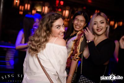 BLING IT กับ Bangkok Invaders ที่ ซิง ซิง เธียเตอร์ — photo 13