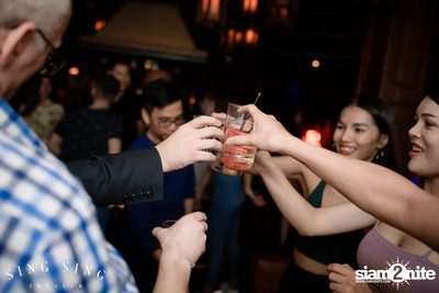 BLING IT กับ Bangkok Invaders ที่ ซิง ซิง เธียเตอร์ — photo 29