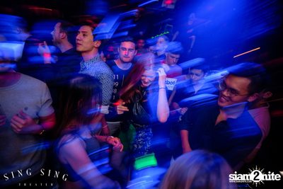 BLING IT กับ Bangkok Invaders ที่ ซิง ซิง เธียเตอร์ — photo 108