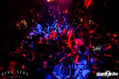 BLING IT กับ Bangkok Invaders ที่ ซิง ซิง เธียเตอร์ — photo 114
