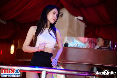 Hot Pants Meets Stilettos Party at MIXX Bangkok — photo 5