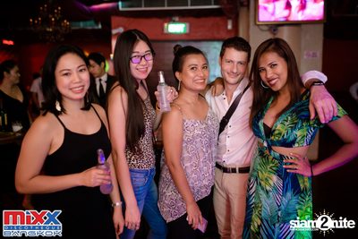 Hot Pants Meets Stilettos Party at MIXX Bangkok — photo 6