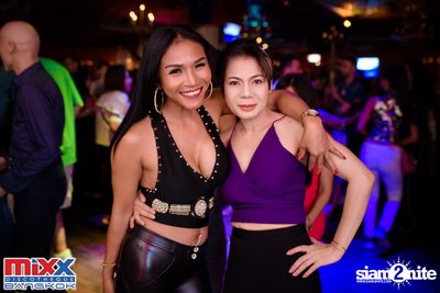 Hot Pants Meets Stilettos Party at MIXX Bangkok — photo 56