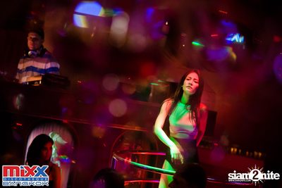 Hot Pants Meets Stilettos Party at MIXX Bangkok — photo 71
