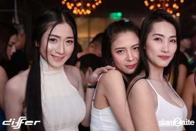 Pop Pongkool x Oat Pramote ที่ ดิฟเฟอร์ ผับ พัทยา — photo 25