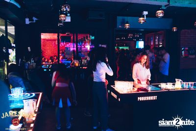 งาน Atomic Beer Pong 1st Anniversary — photo 73