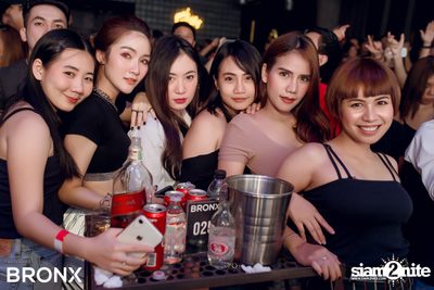 Thaitanium ที่ บรองซ์ — photo 95