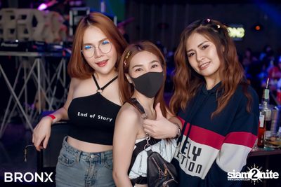 Thaitanium ที่ บรองซ์ — photo 104