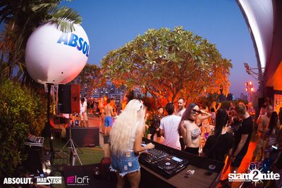 Splash Pool Party at SPLASH at Aloft — photo 70