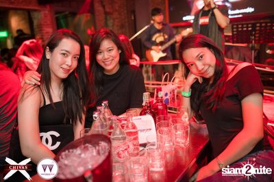 Atom Chanakan at Wine Bridge Plus — photo 44