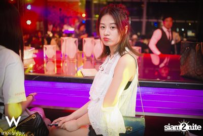 I'm Single So What! at W Bangkok — photo 33