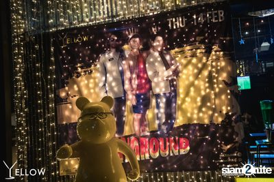 Playground ที่ เยลโล่ บาร์ — photo 7