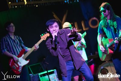 Playground ที่ เยลโล่ บาร์ — photo 95