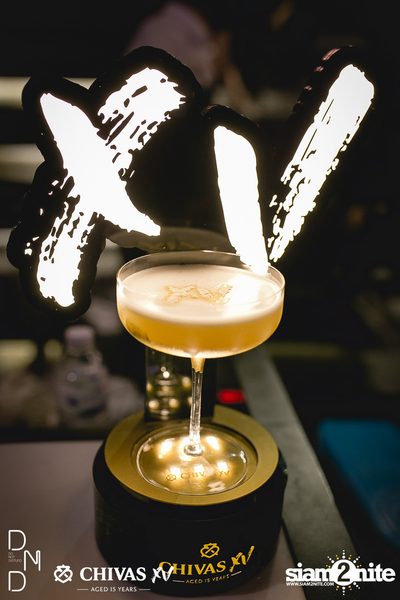 DND V DAY w/ The TOYS x Klear at DND — photo 16