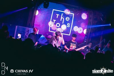 DND V DAY w/ The TOYS x Klear at DND — photo 27
