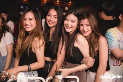 DND V DAY w/ The TOYS x Klear at DND — photo 139