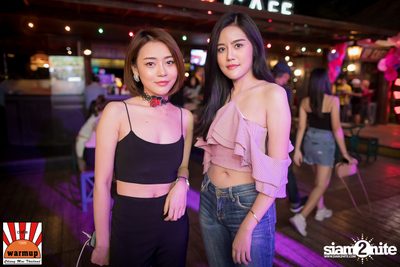 Valentines Day w/ Season Five ที่ Warmup Cafe Chiangmai — photo 9