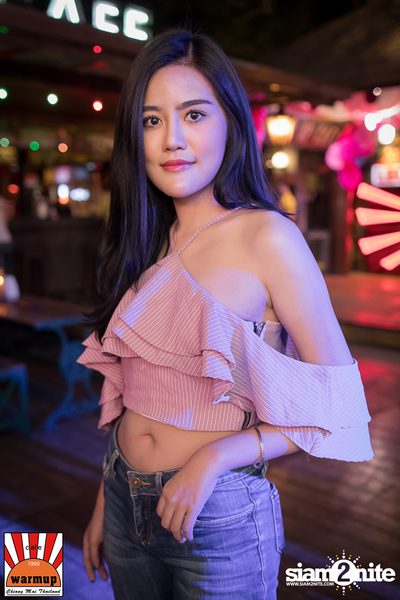 Valentines Day w/ Season Five ที่ Warmup Cafe Chiangmai — photo 10