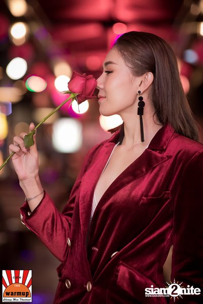 Valentines Day w/ Season Five ที่ Warmup Cafe Chiangmai — photo 13