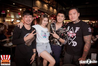 Valentines Day w/ Season Five ที่ Warmup Cafe Chiangmai — photo 31