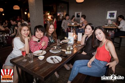 Valentines Day w/ Season Five ที่ Warmup Cafe Chiangmai — photo 33