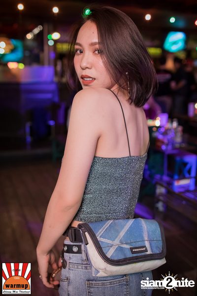 Valentines Day w/ Season Five ที่ Warmup Cafe Chiangmai — photo 45
