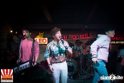 Valentines Day w/ Season Five ที่ Warmup Cafe Chiangmai — photo 67