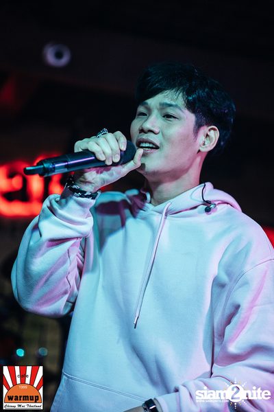 Valentines Day w/ Season Five ที่ Warmup Cafe Chiangmai — photo 74