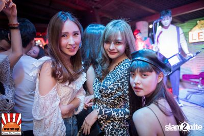 Valentines Day w/ Season Five ที่ Warmup Cafe Chiangmai — photo 113