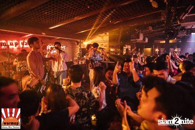 Valentines Day w/ Season Five ที่ Warmup Cafe Chiangmai — photo 118