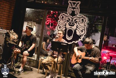 Thursday Night at Ainu Bar — photo 6