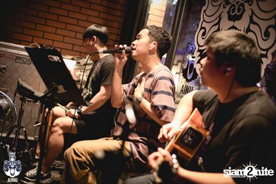 Thursday Night at Ainu Bar — photo 7