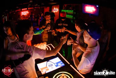 FatCat นำเสนอ Hip Hop Smash ที่ อะตอมมิก เบียร์ปอง — photo 107