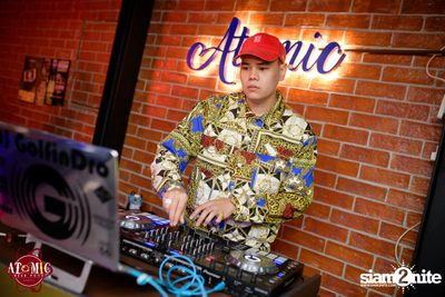 FatCat นำเสนอ Hip Hop Smash ที่ อะตอมมิก เบียร์ปอง — photo 122