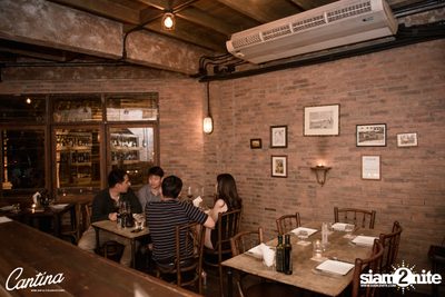 Cantina Acustica ft. Pree Asvaraksha at Cantina Wine Bar  — photo 16