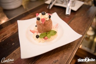 Cantina Acustica ft. Pree Asvaraksha at Cantina Wine Bar  — photo 54