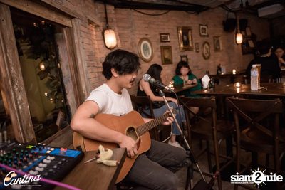 Cantina Acustica ft. Pree Asvaraksha at Cantina Wine Bar  — photo 84