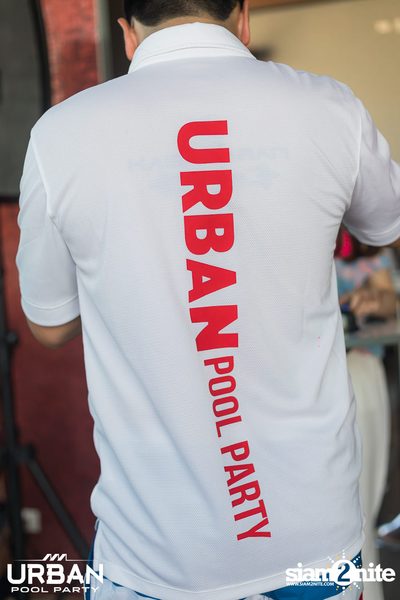 Urban Pool Party The Reunion ที่ เรดสแควร์ รูฟท็อป บาร์ — photo 31