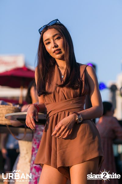 Urban Pool Party The Reunion ที่ เรดสแควร์ รูฟท็อป บาร์ — photo 53