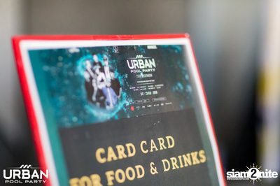 Urban Pool Party The Reunion ที่ เรดสแควร์ รูฟท็อป บาร์ — photo 64