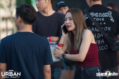 Urban Pool Party The Reunion ที่ เรดสแควร์ รูฟท็อป บาร์ — photo 79