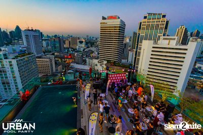 Urban Pool Party The Reunion ที่ เรดสแควร์ รูฟท็อป บาร์ — photo 109