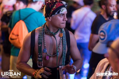 Urban Pool Party The Reunion ที่ เรดสแควร์ รูฟท็อป บาร์ — photo 130