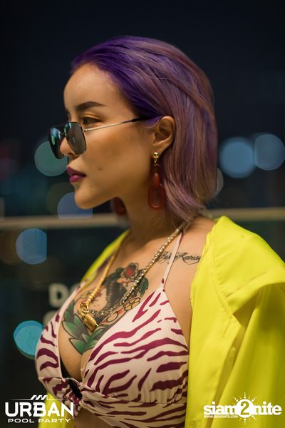 Urban Pool Party The Reunion ที่ เรดสแควร์ รูฟท็อป บาร์ — photo 147