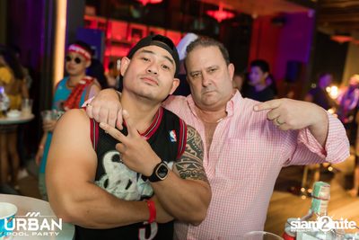 Urban Pool Party The Reunion ที่ เรดสแควร์ รูฟท็อป บาร์ — photo 178